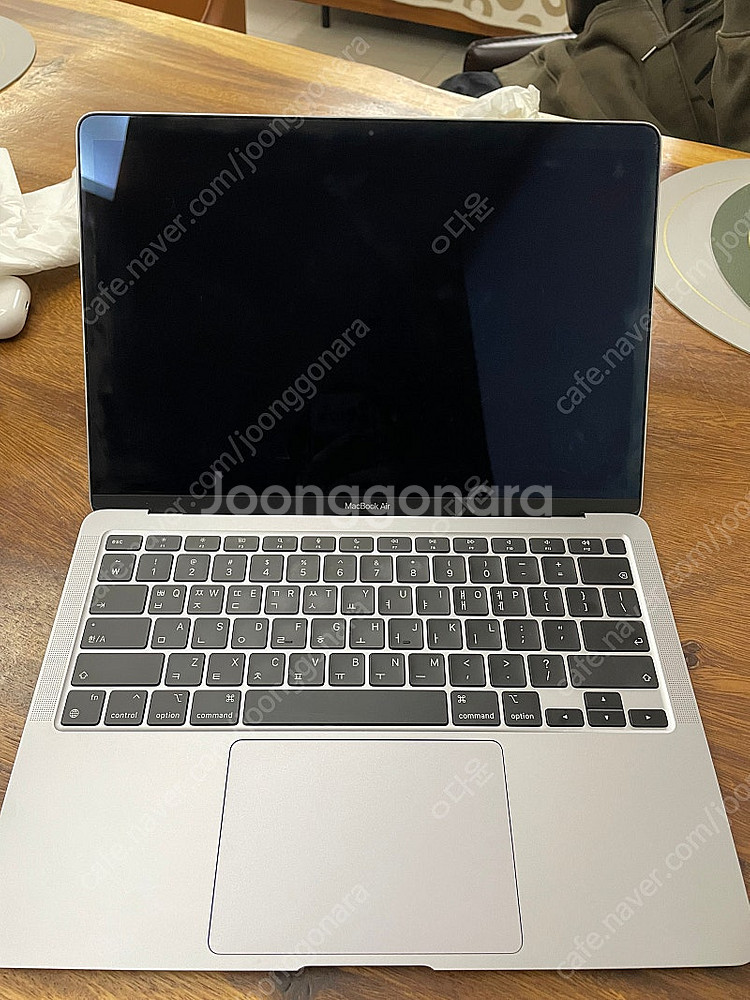 맥북 Air 13 2020년--1